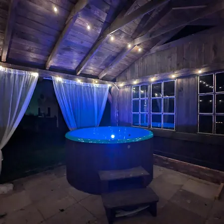 Leśniczówka Wysokie Kaczki Casa de Férias *