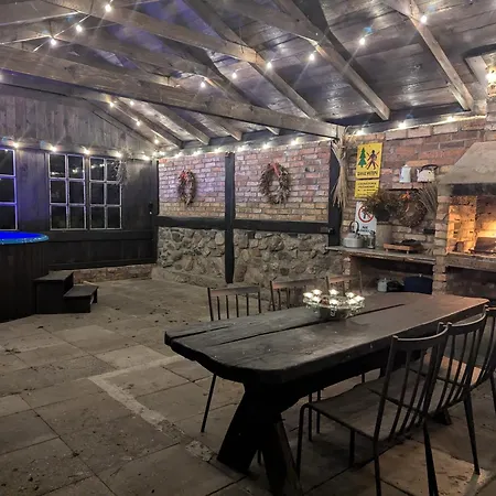 Leśniczówka Wysokie Kaczki Casa de Férias *